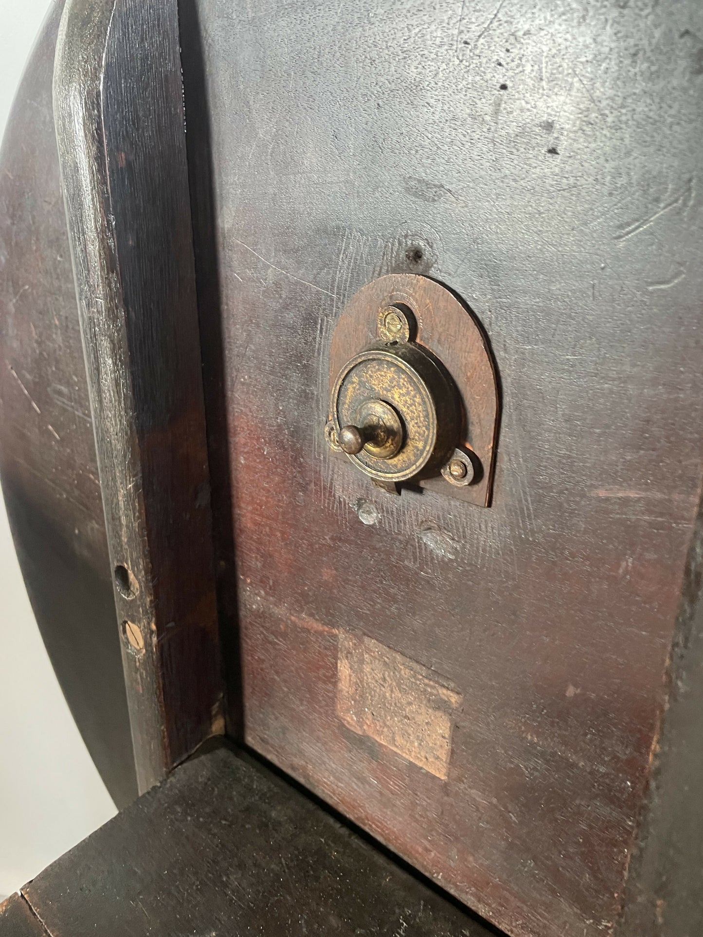 A Georgian antique oak tripod table