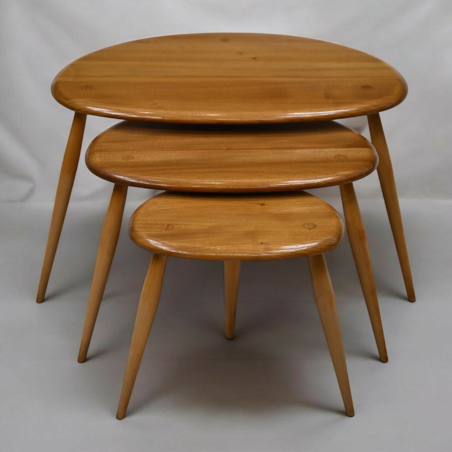 Ercol Pebble Nest Of Tables Ercol's Light Finish Clean Condition Free Delivery*