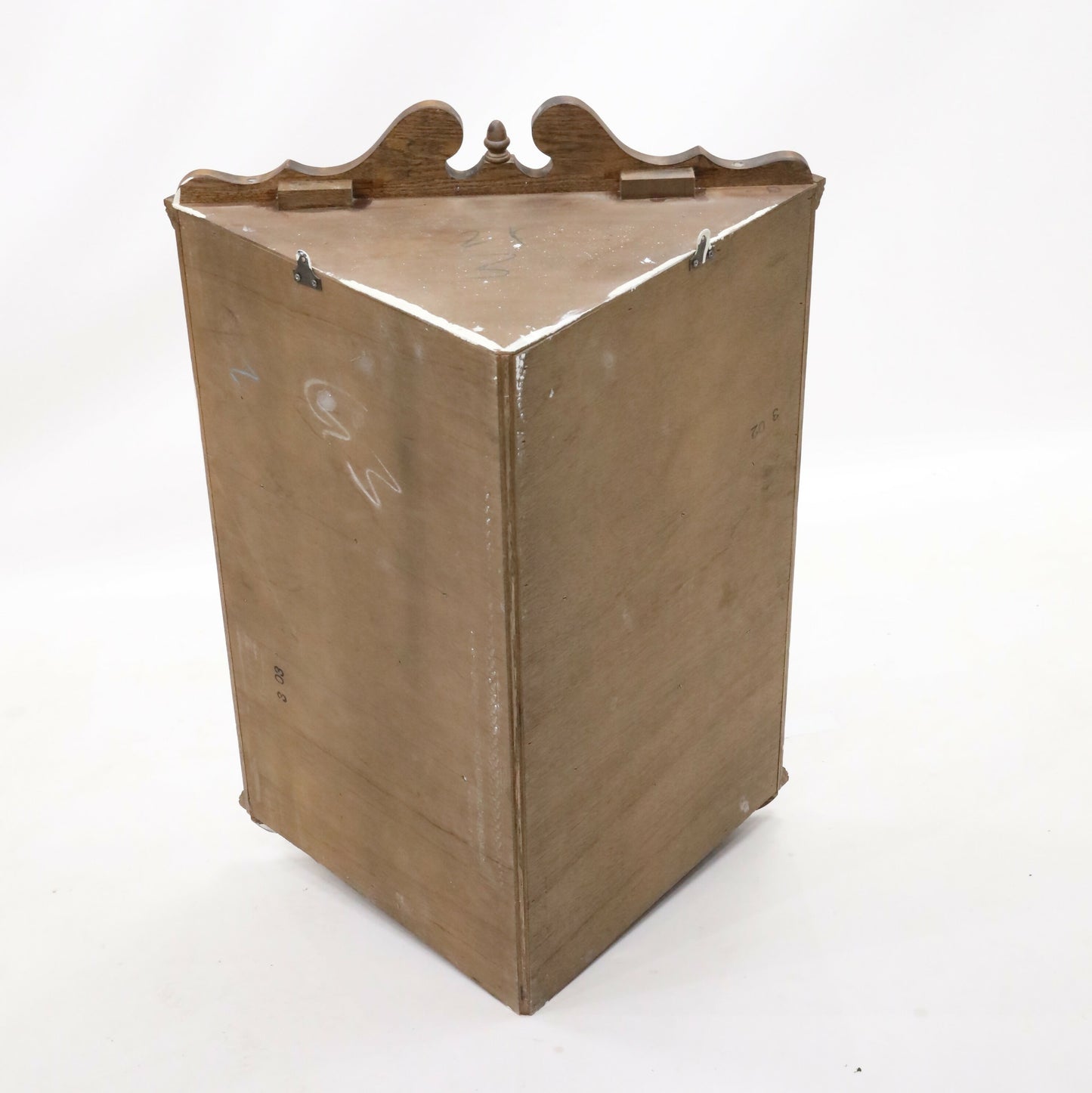 Old Charm Hanging Corner Display Cabinet in Light Oak #1914 FREE UK Delivery. SBR9687/2110D