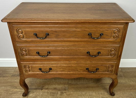 Chest of Drawers Vintage French Louis Oak 3 Drawers Carved Cabinet LOT 6250
