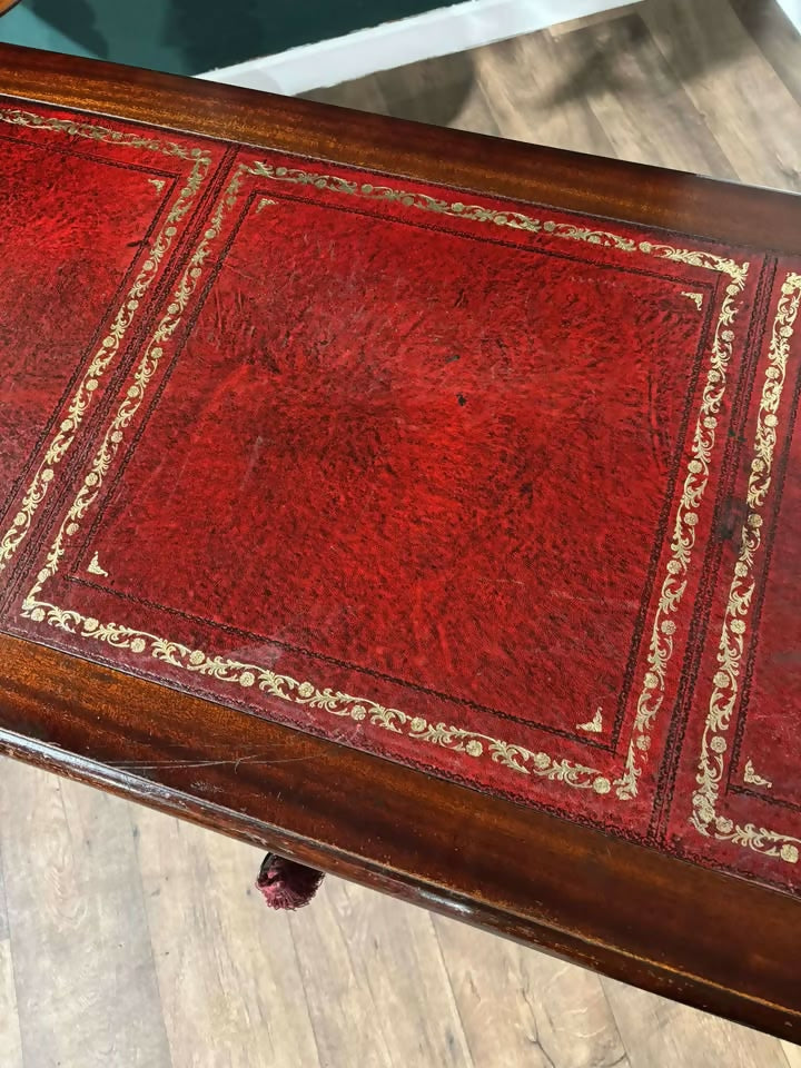 Vintage Mahogany Pedestal Desk5