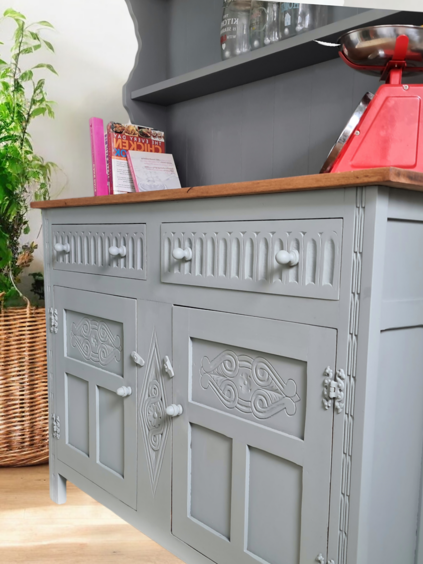 Welsh dresser in grey