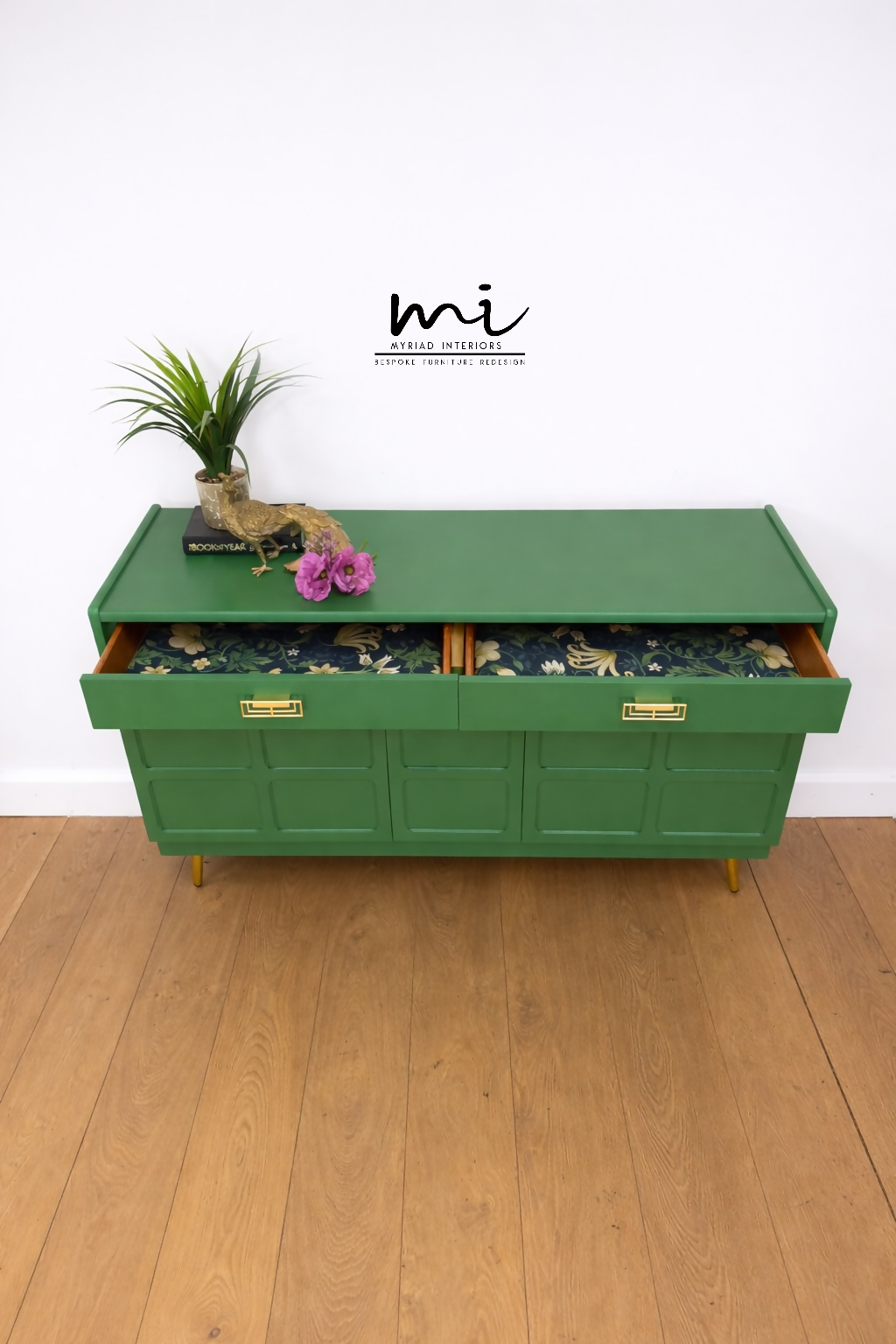 Refinished Mid Century Bright Green Nathan Sodeboard, drinks cabinet, TV stand, media unit