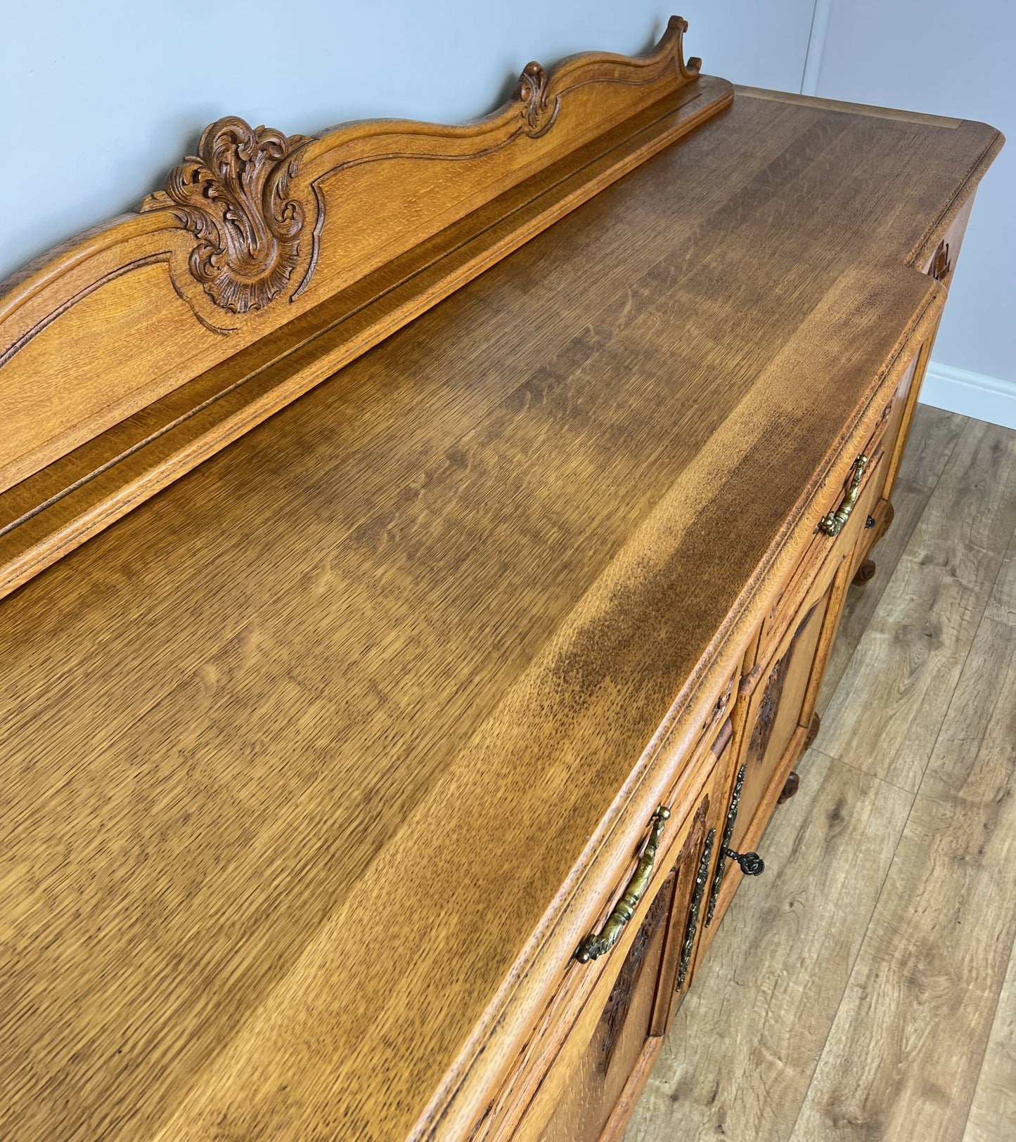 Sideboard Vintage French Louis Style Oak 4 Door Cupboard Carved Cabinet LOT 6362