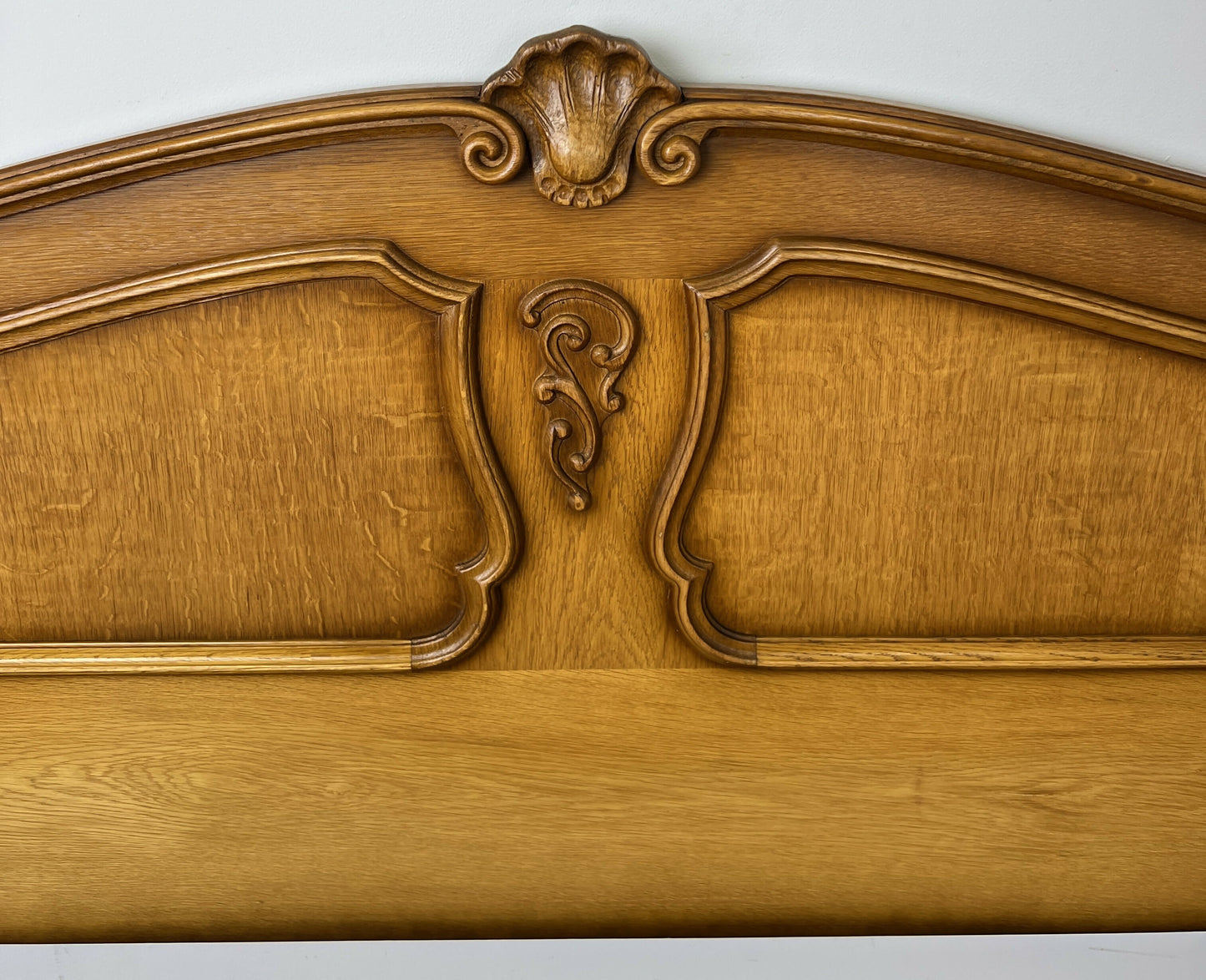 Bed Vintage French Louis XVI Style Double Frame Carved Headboard LOT 6391