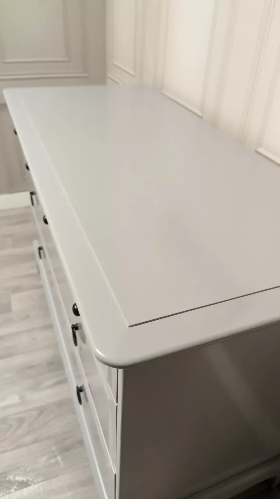 Professionally Sprayed Stag Minstrel 4 over 2 large chest of drawers (6 Drawer)