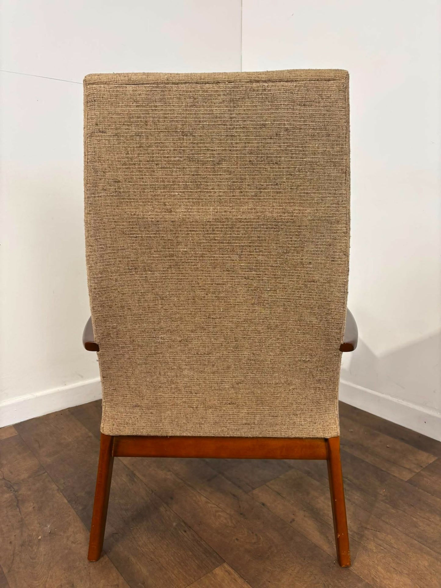 Vintage Parker Knoll Oak Armchair – Model PK1067-70