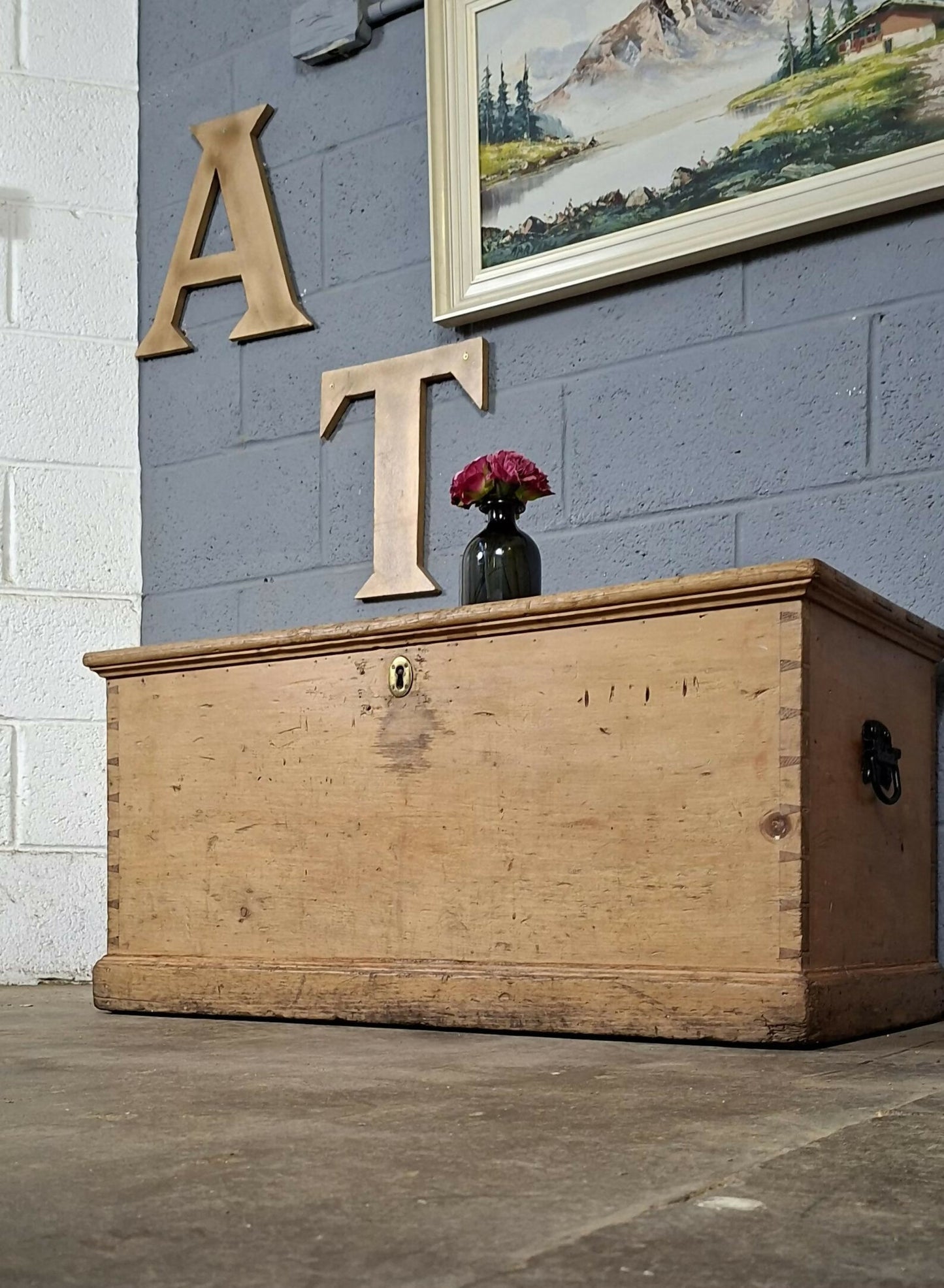 Old Pine Trunk Blanket Box Coffee Table