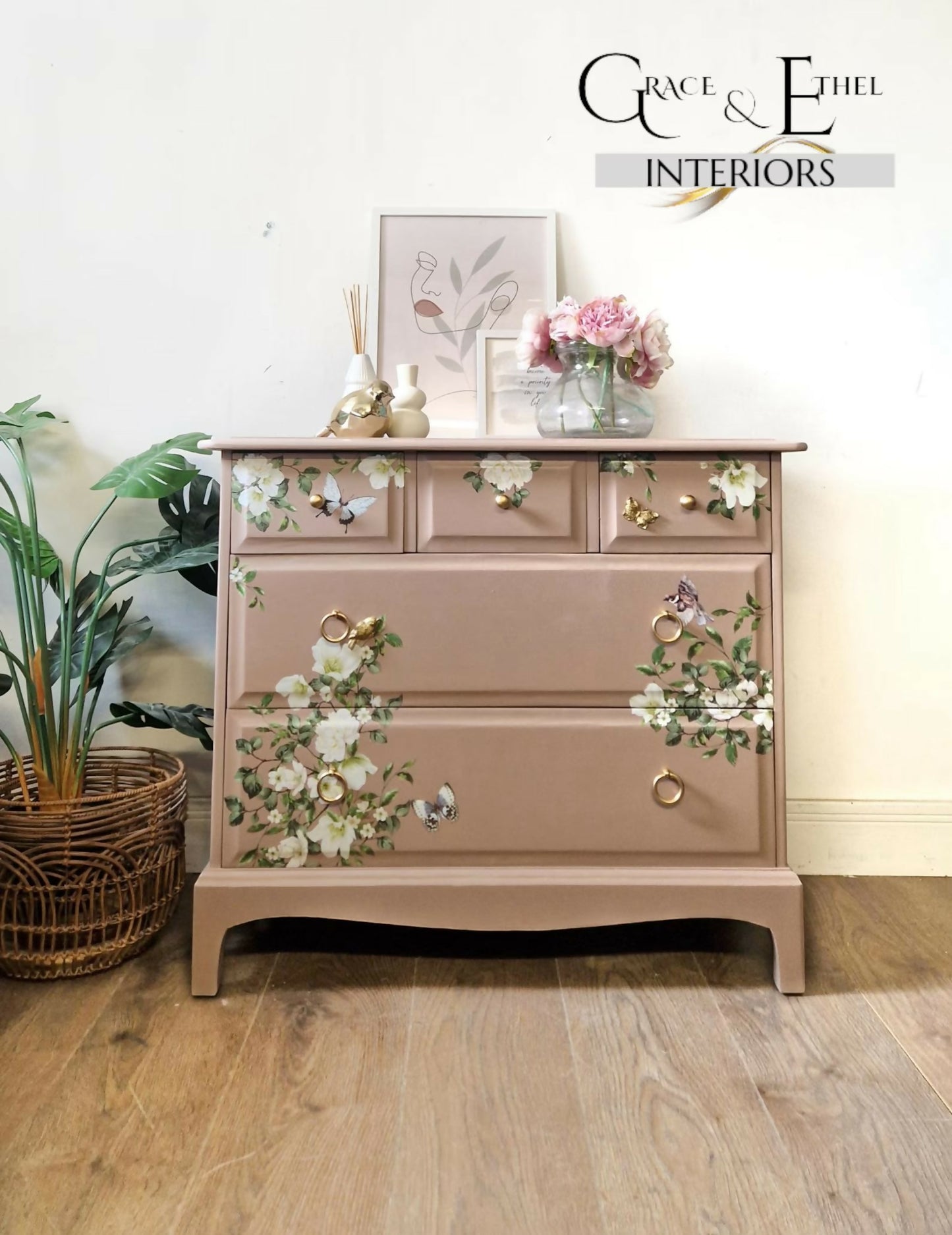 Stag pink chest of drawers