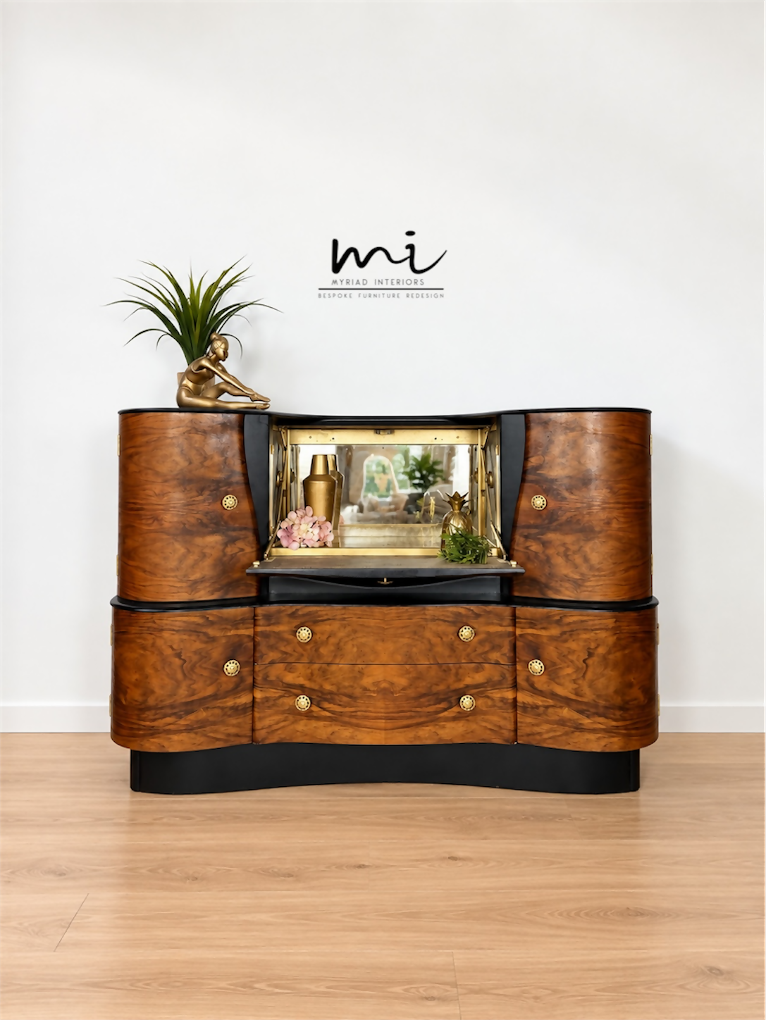 Refurbished Art Deco Burr Walnut Cocktail Cabinet Gold & Black Fan Design, Vintage Bar, Drinks Cabinet, sideboard, 1930s Style, statement