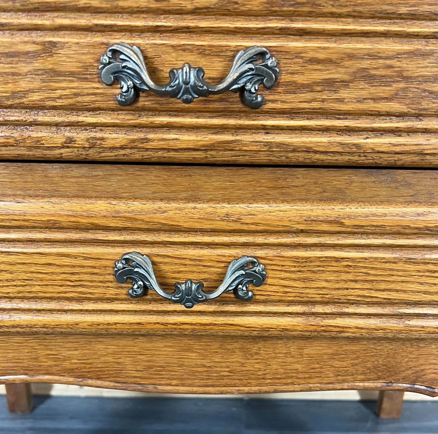 Chest of Drawers Vintage French Louis XVI Style Oak Carved Cabinet LOT 3773