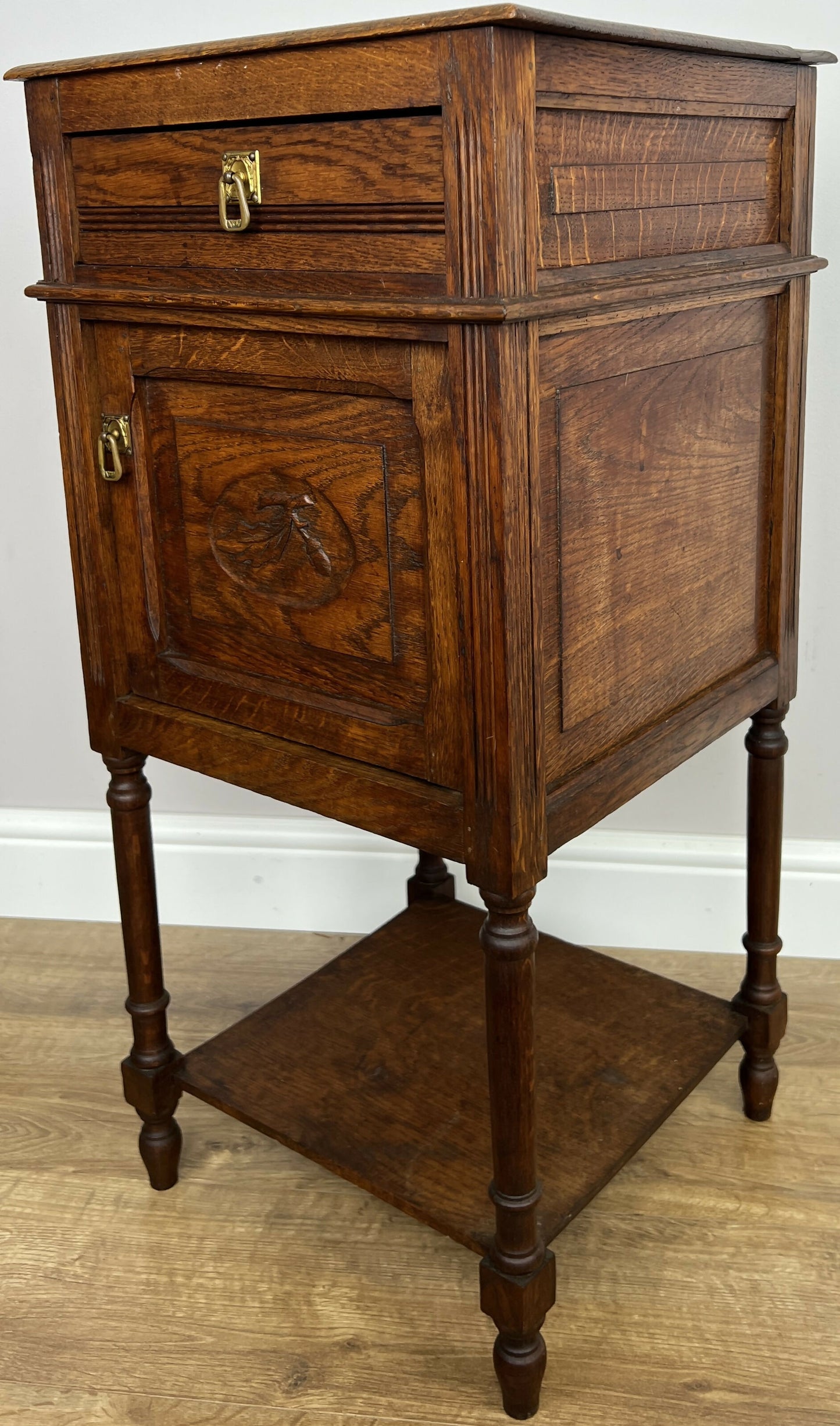 Bedside Table Antique French Style Oak Cabinet Carved Nightstand LOT 6393