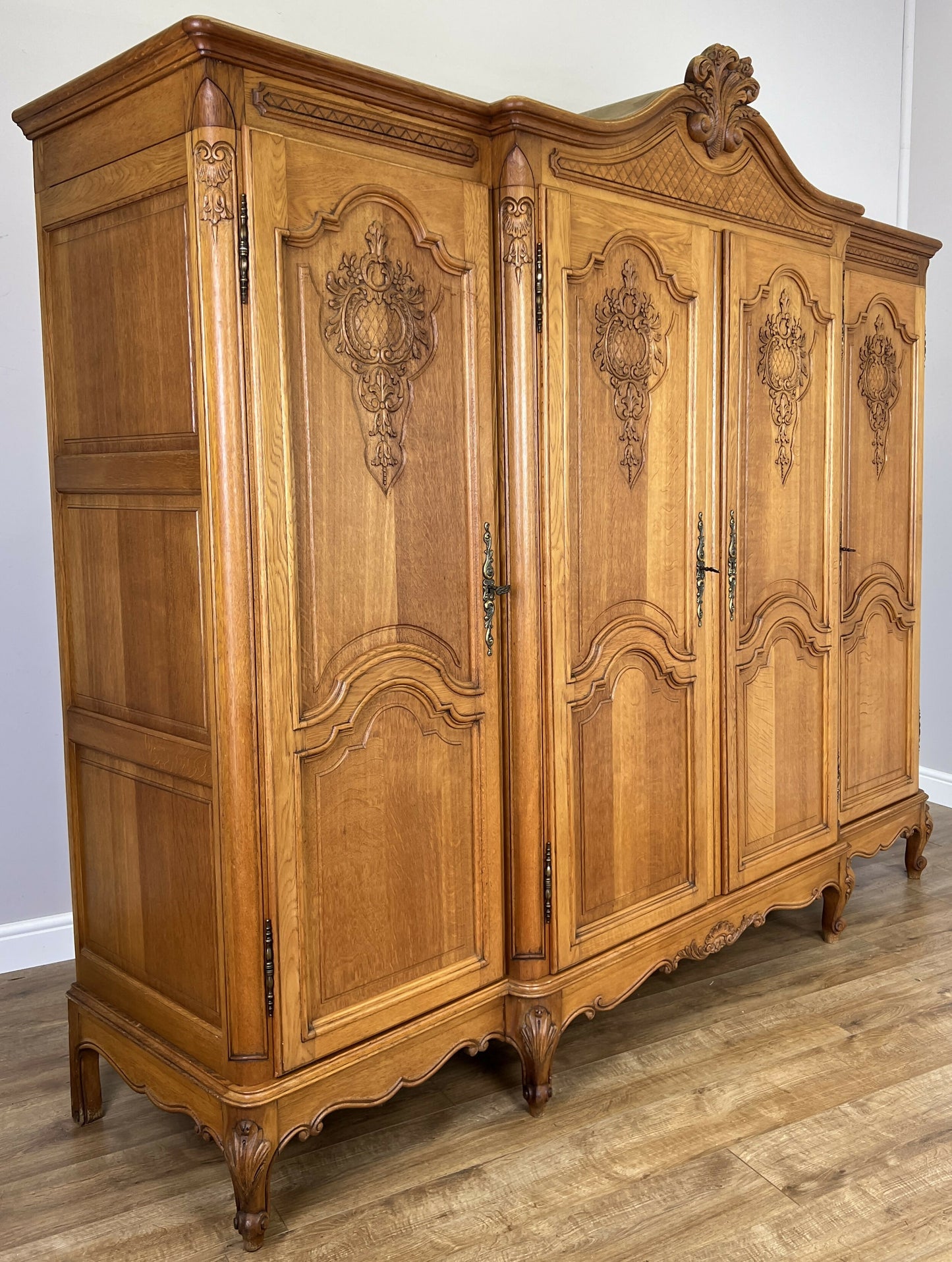 Wardrobe Vintage French Louis XVI Style Oak Four Door Carved Armoire LOT 6387
