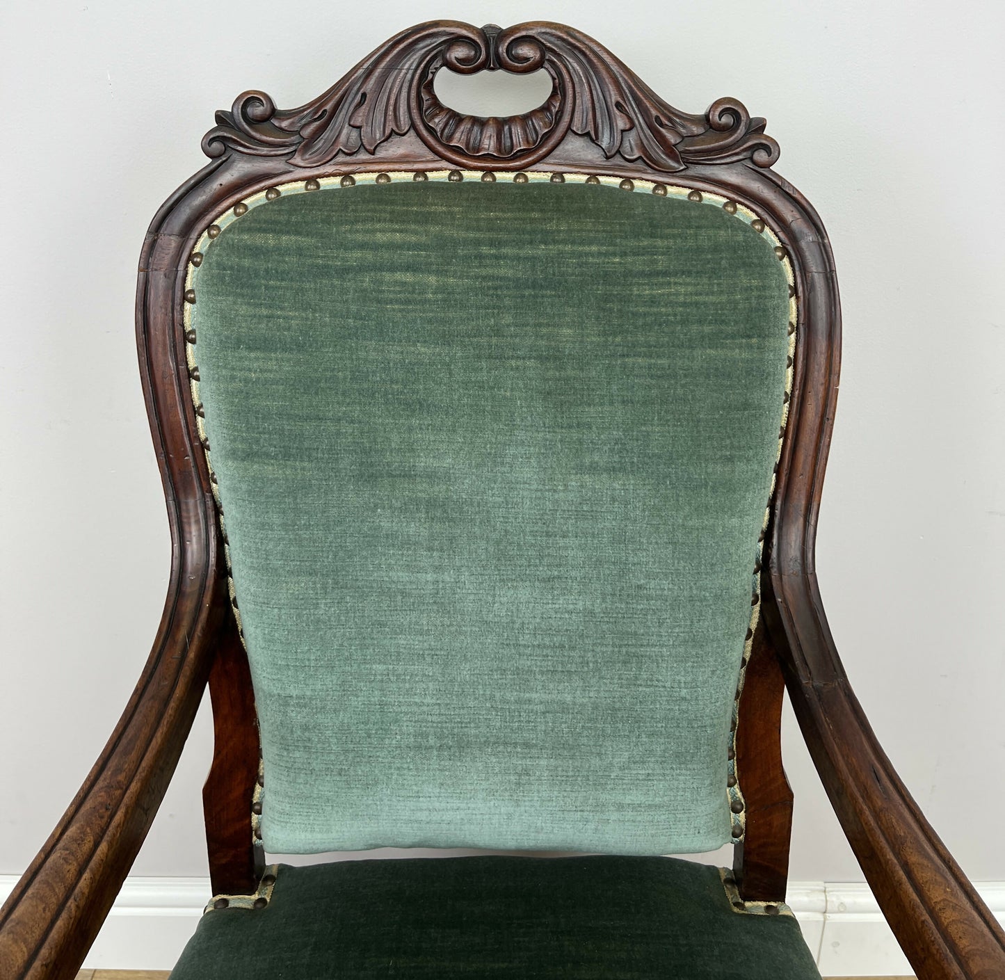 Armchair Antique French Style Walnut Upholstered Seat Carved Chair LOT 6286