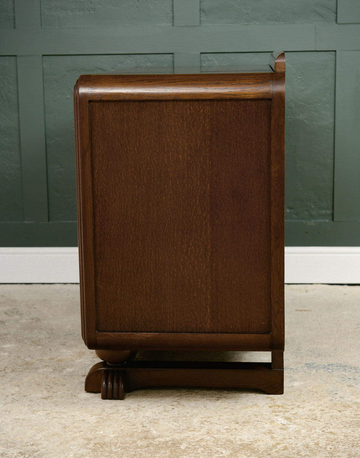 Art Deco Oak Sideboard Buffet with Drawers Inside