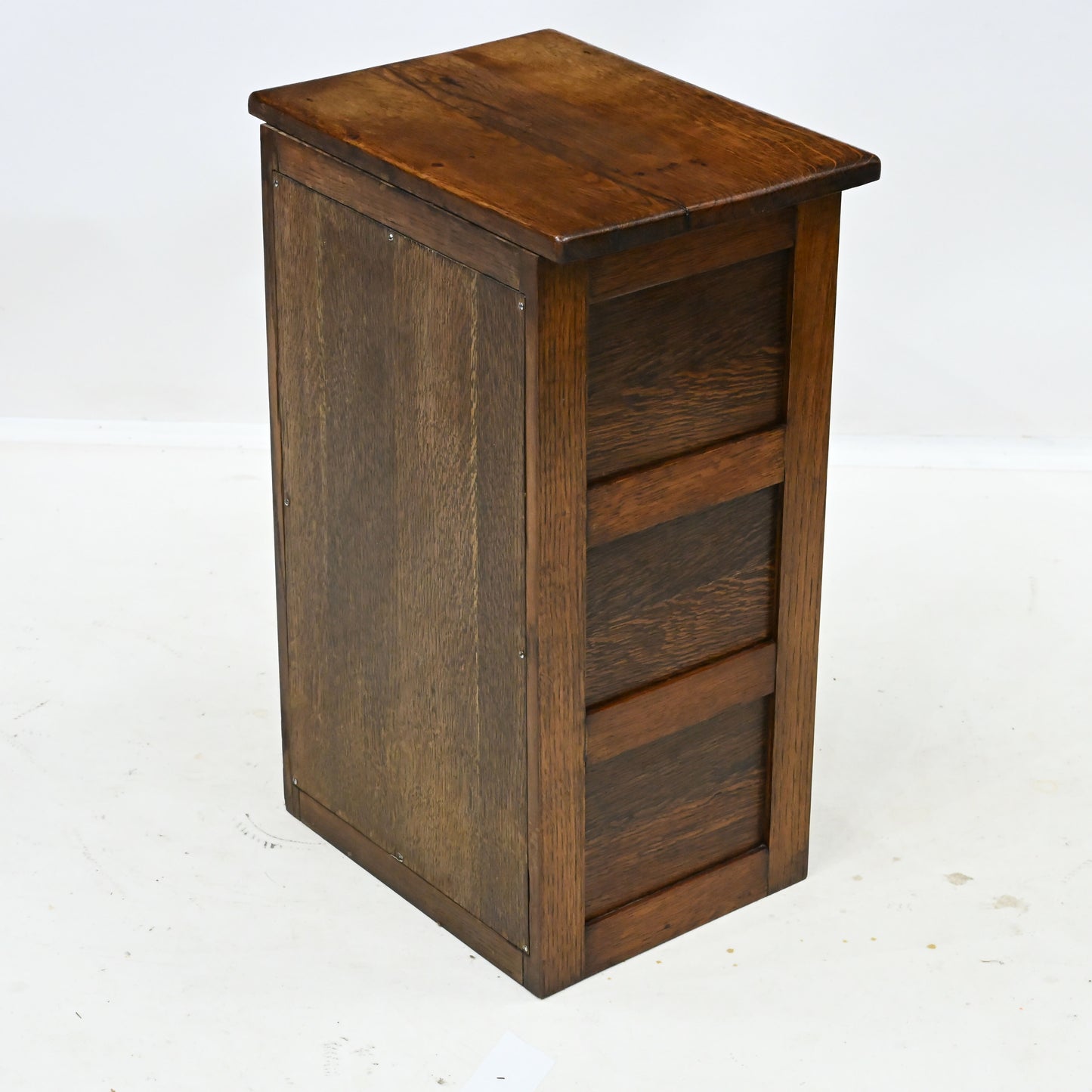 Vintage Oak bedside Cabinet 2 Shelves 62cm Tall Painted Inside FREE UK Delivery. SBR11096/2710E