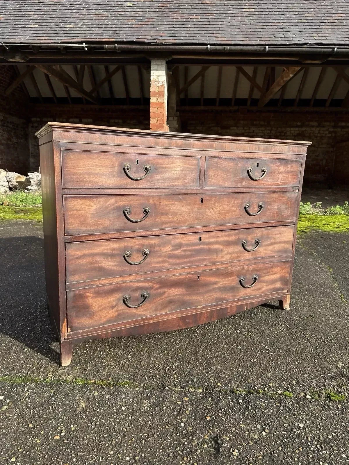 Vintage Georgian Mahogany Chest Of Drawers Complete With Large Linen Drawer