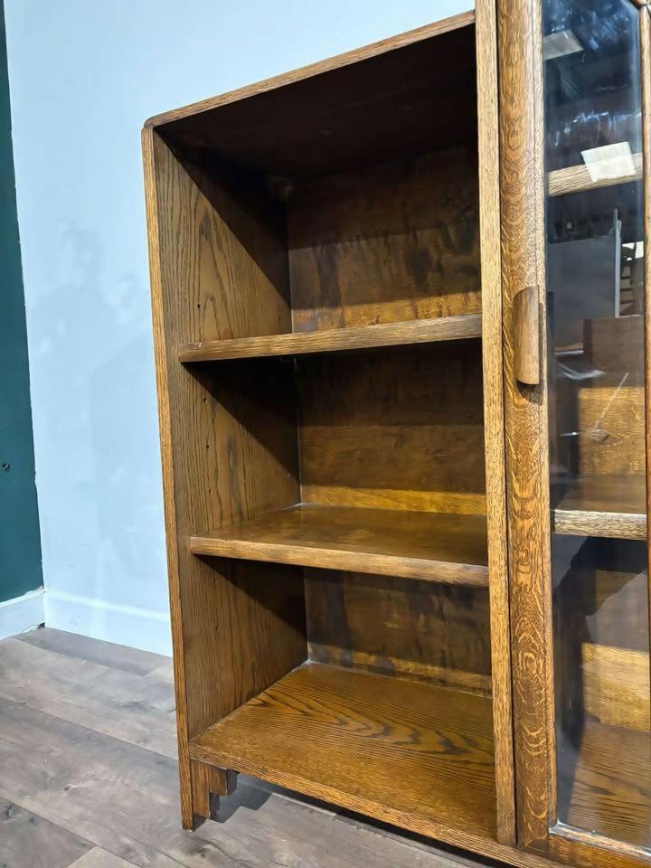 Vintage Oak Bookcase With Single Glass Door2