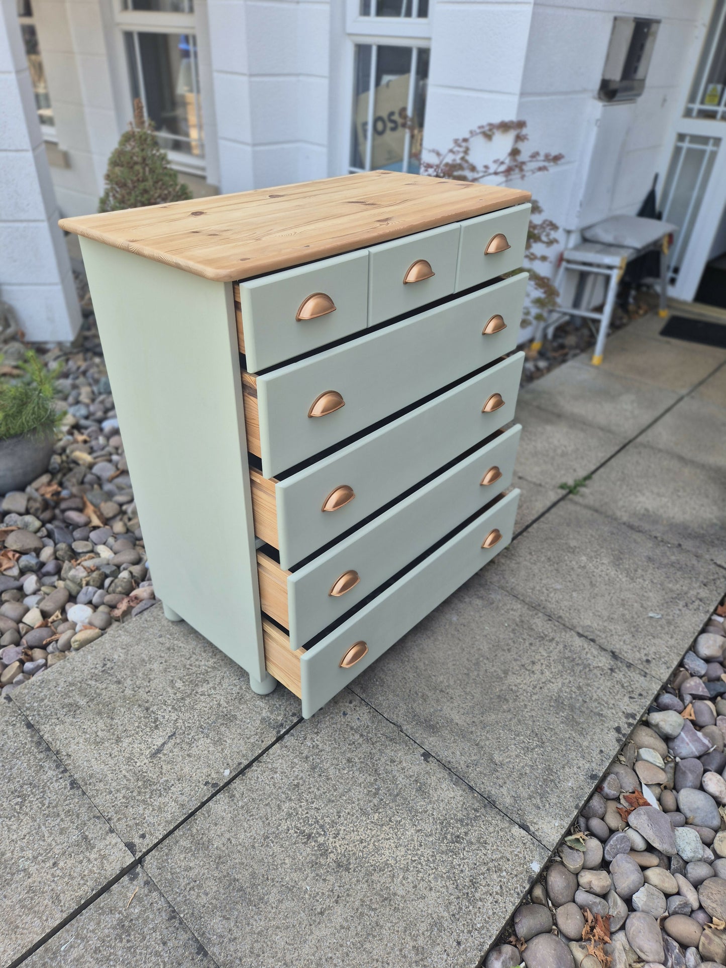 Gorgeous large chest of drawers