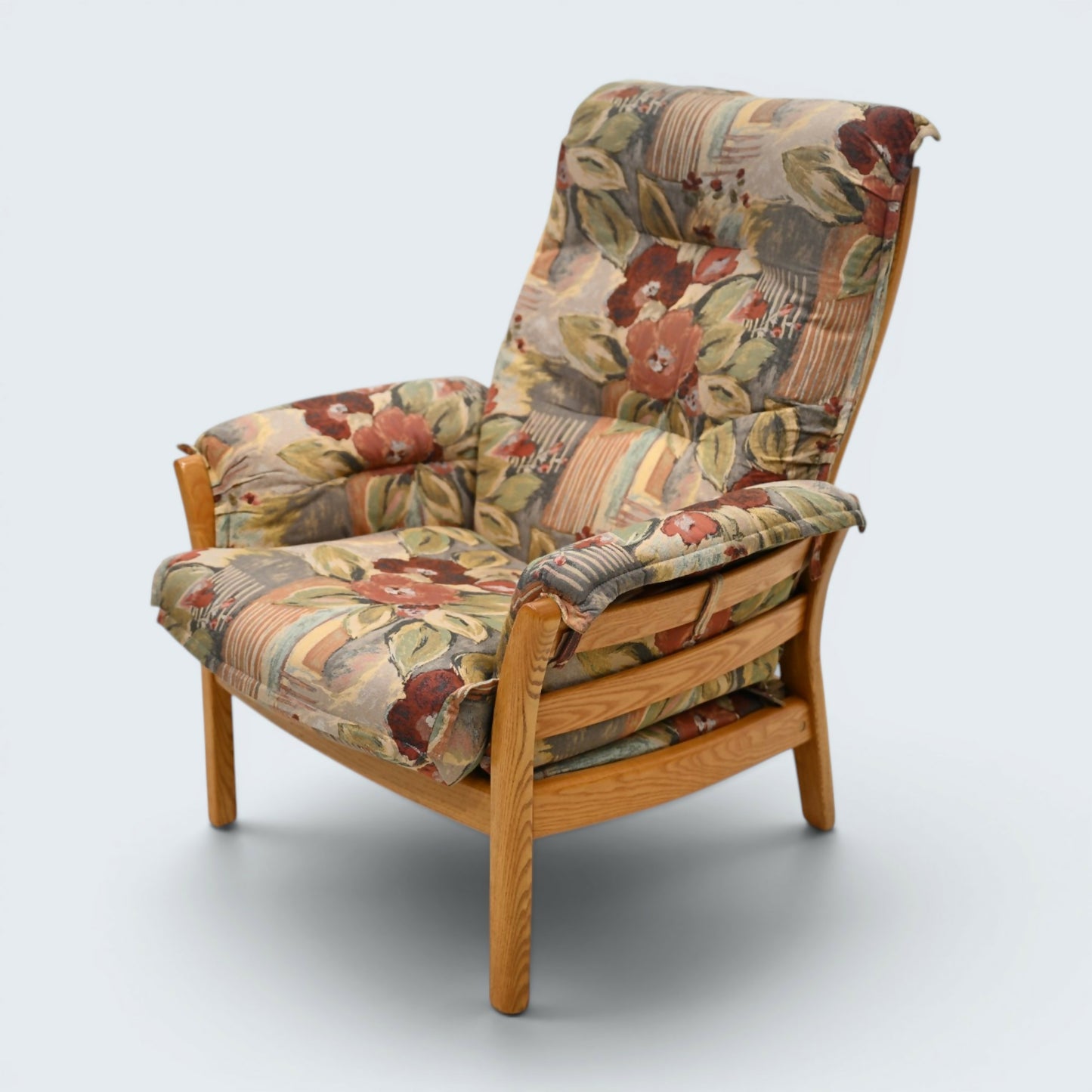 Ercol Saville Easy Chair Armchair Light Blonde Ercol's Upholstery FREE Delivery