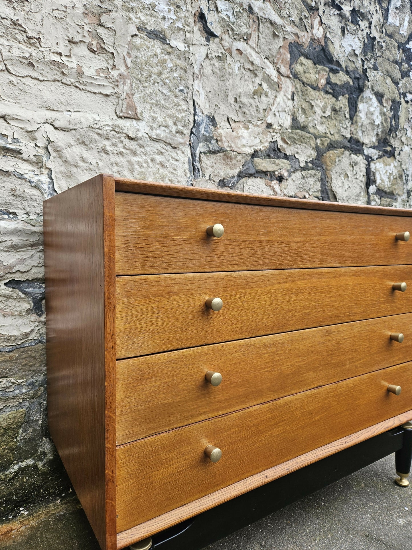 G Plan Brandon Range Four Drawer Chest Of Drawers In Oak With Ebonised Detailing