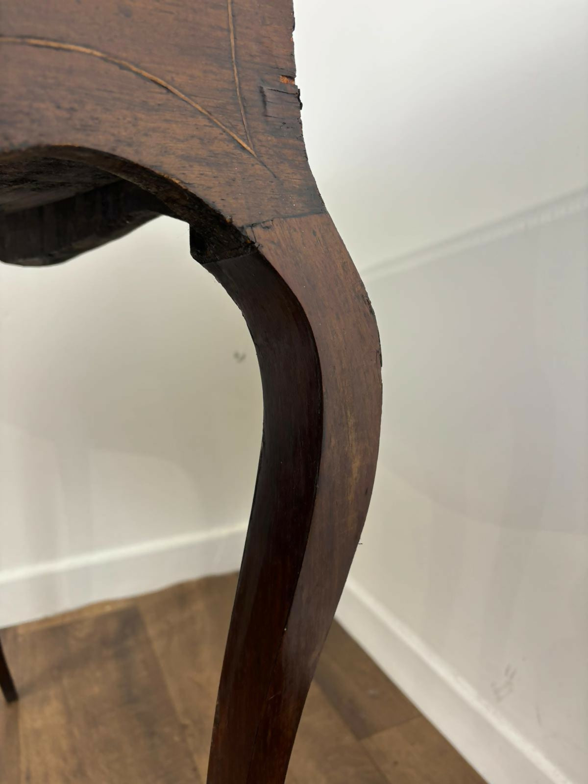 Victorian Walnut Inlaid Ladies Writing Desk / Bureau