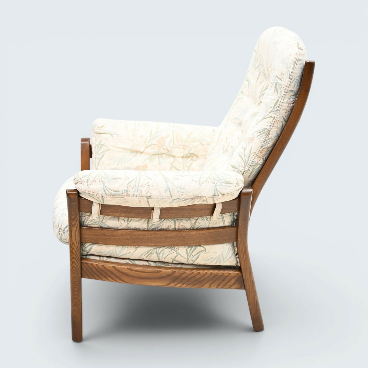 Ercol Easy Chair Armchair Golden Dawn Ercol's Bird Upholstery FREE Delivery*
