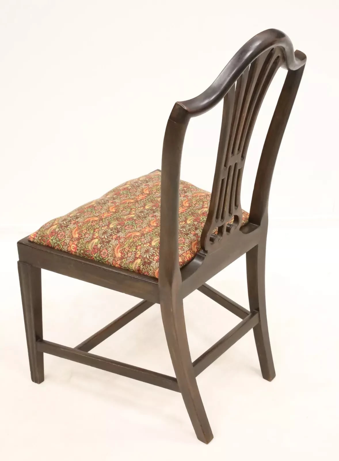 Set of 6 Mahogany Hepplewhite Style Dining Chairs INC 2 Carvers FREE UK Delivery SBR7696/1901C