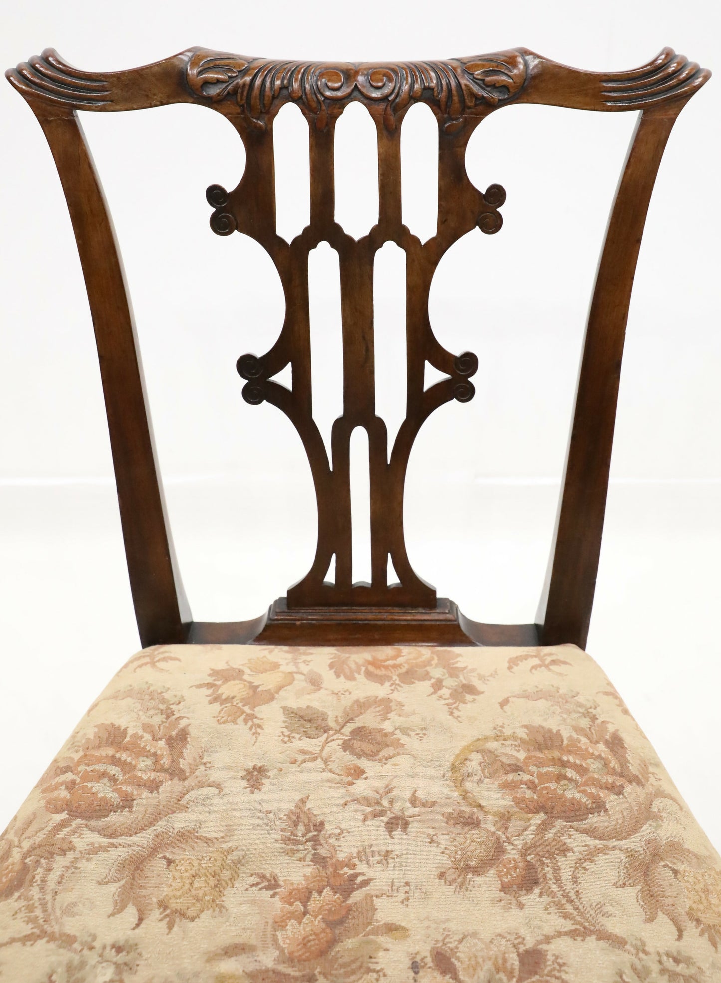 4 Chippendale Style Dining Chairs Cabriole Legs Carved Back FREE UK Delivery. SBR7223/0106B