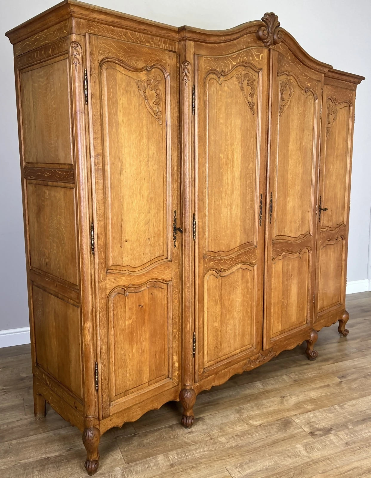 Wardrobe Vintage French Louis XVI Style Oak Four Door Carved Armoire LOT 6099