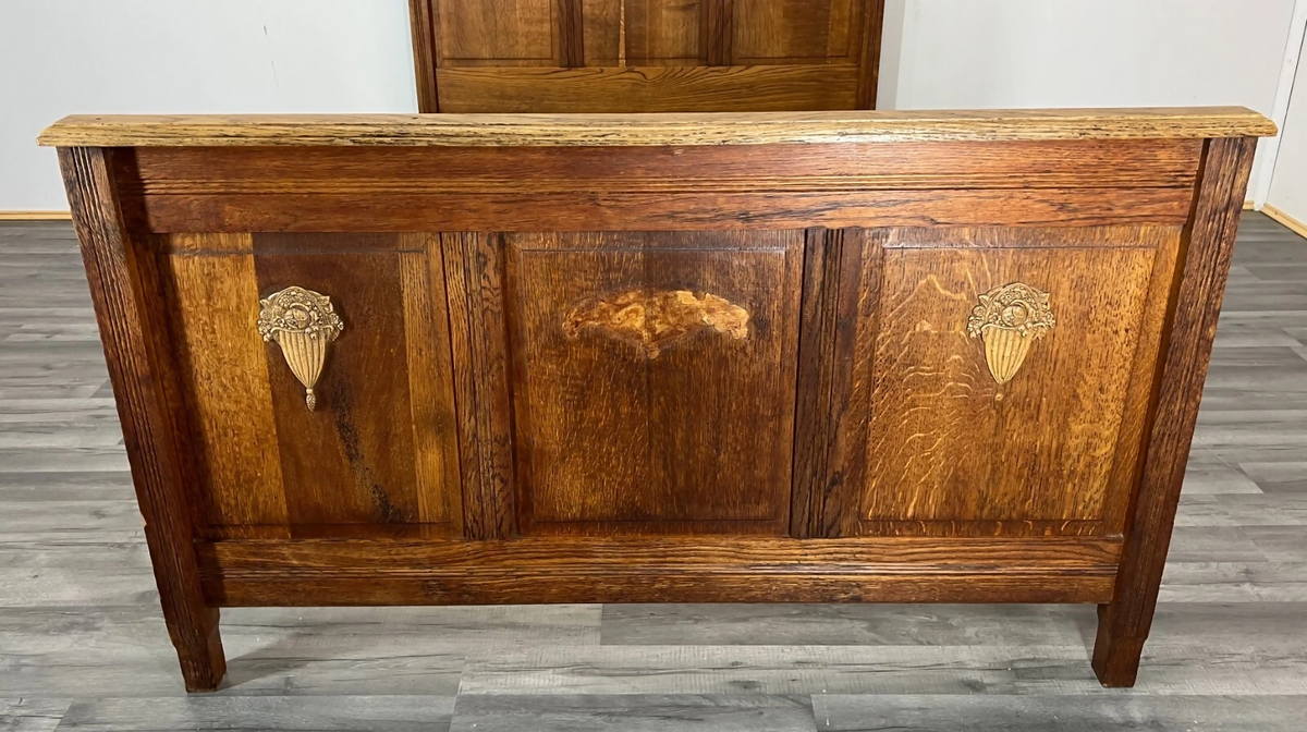 Bed Antique French Style Oak Double Bed Frame Carved Headboard LOT 2293