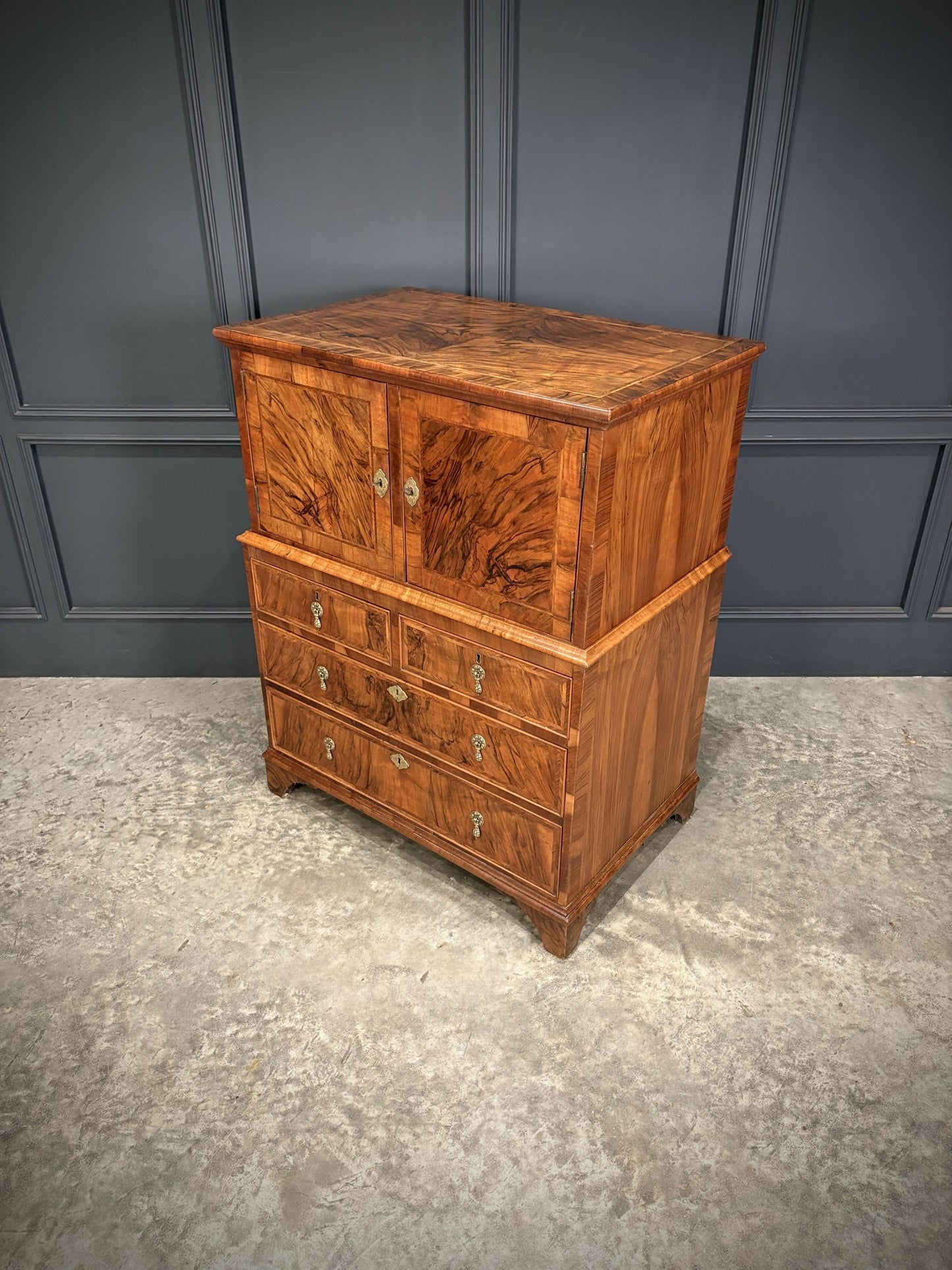 Vintage Walnut Drinks Cocktail Cabinet On Chest