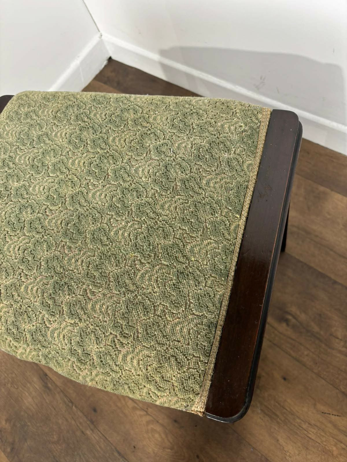 Vintage Mahogany Piano Stool with Storage