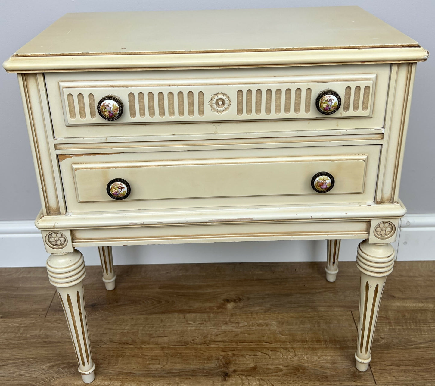 Pair of Bedside Tables Vintage French Shabby Chic Nightstands Cabinets LOT 6228