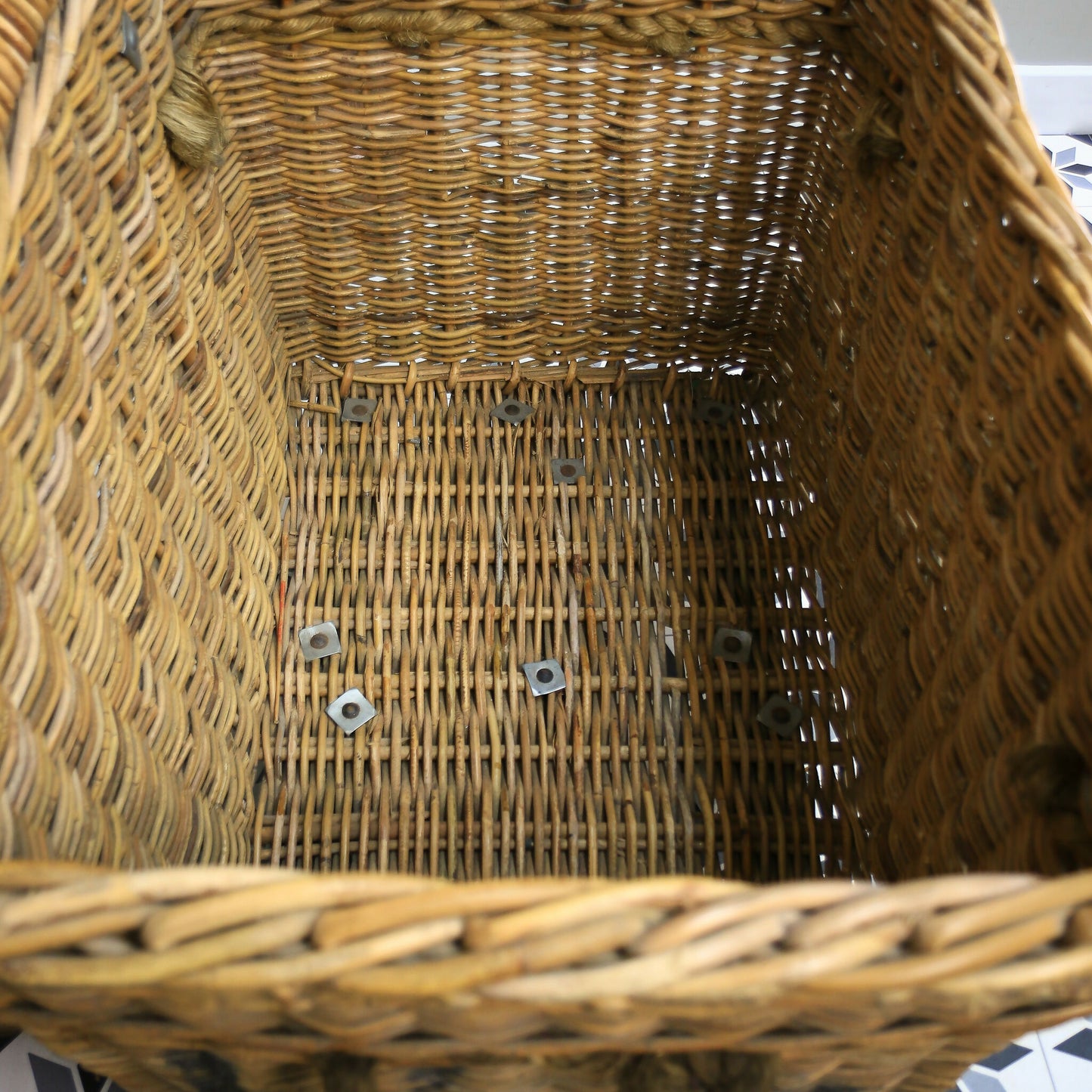 Arthur Craven Mill Basket in Wicker with Rope Handles and Lid