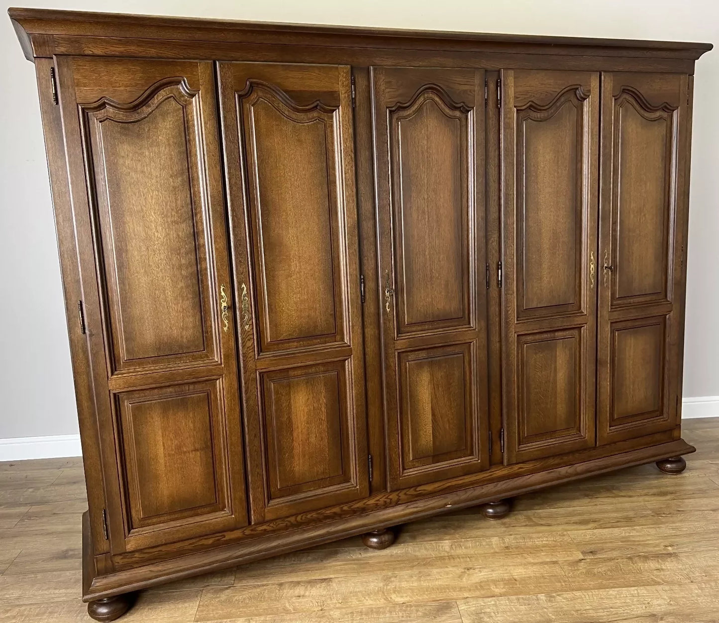 Wardrobe Vintage French Style Oak Four Door Carved Armoire LOT 4978