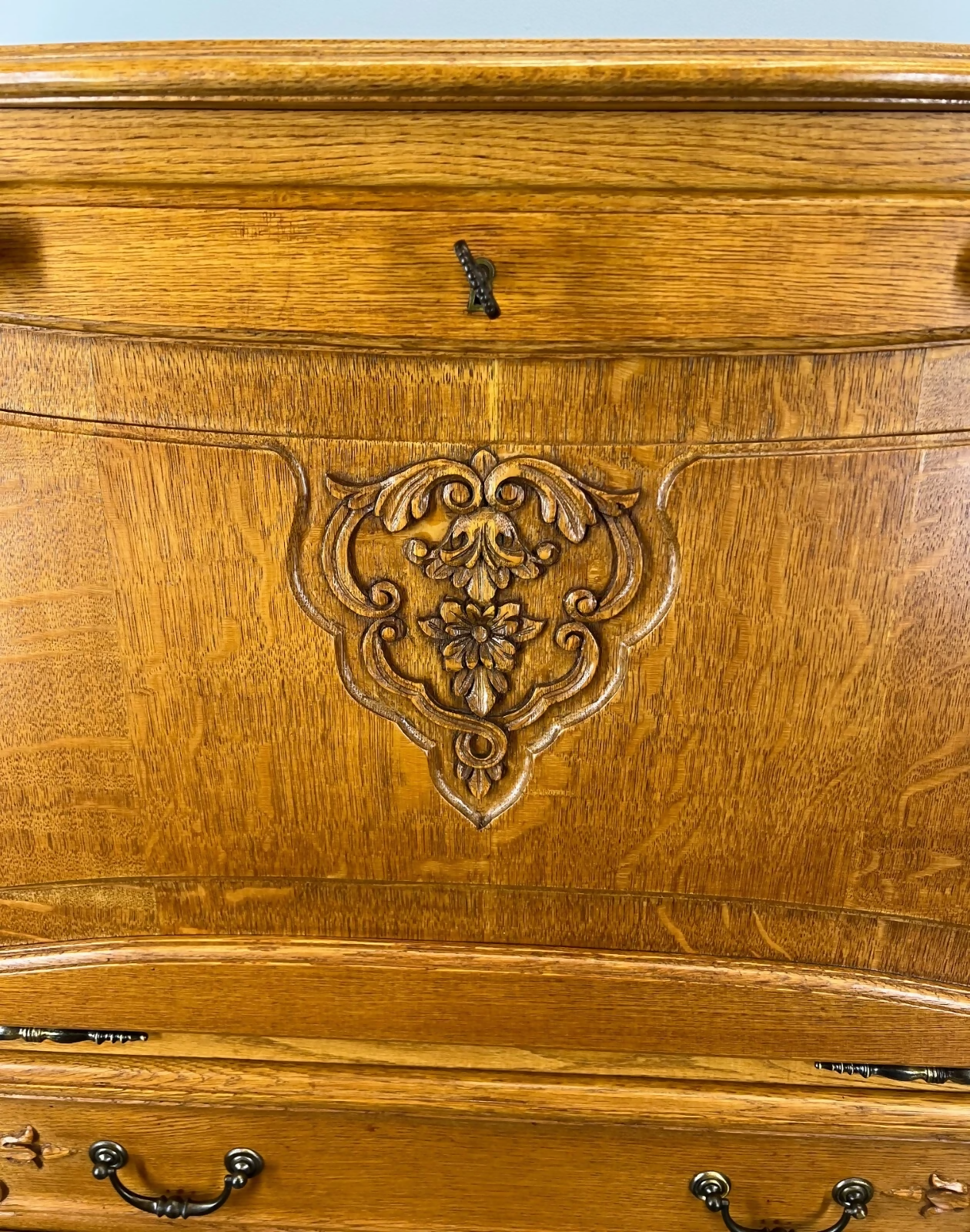 Cabinet Vintage French Louis XIV Style Bureau Sideboard Carved Cupboard LOT 3551