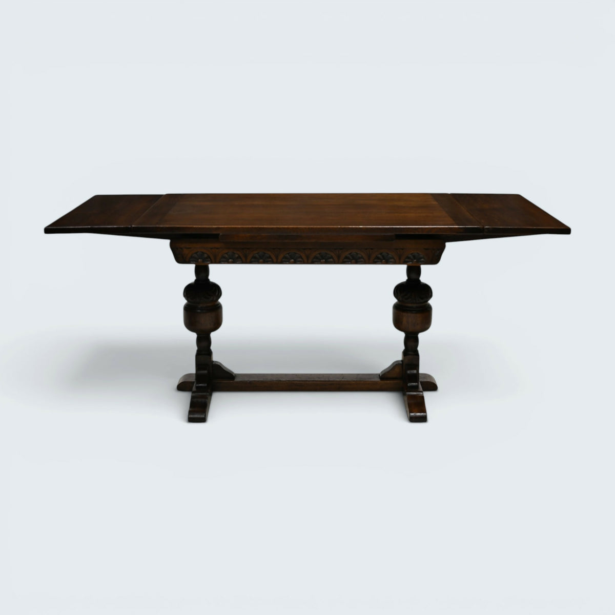 Oak Extending Dining Table Made By Jaycee Furniture Of Brighton FREE Delivery*