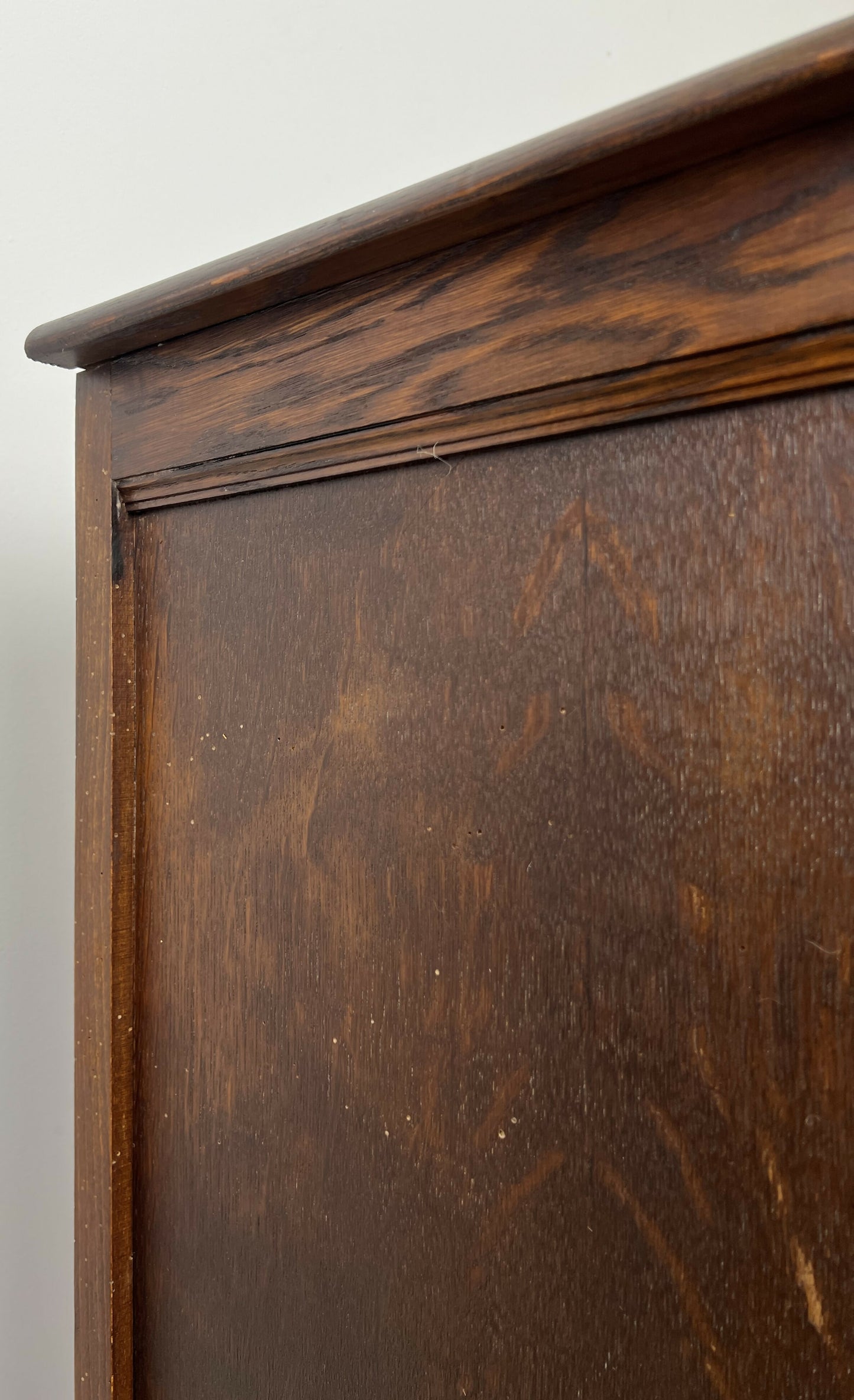 Chest of Drawers Vintage French Louis Oak 3 Drawers Carved Cabinet LOT 6252