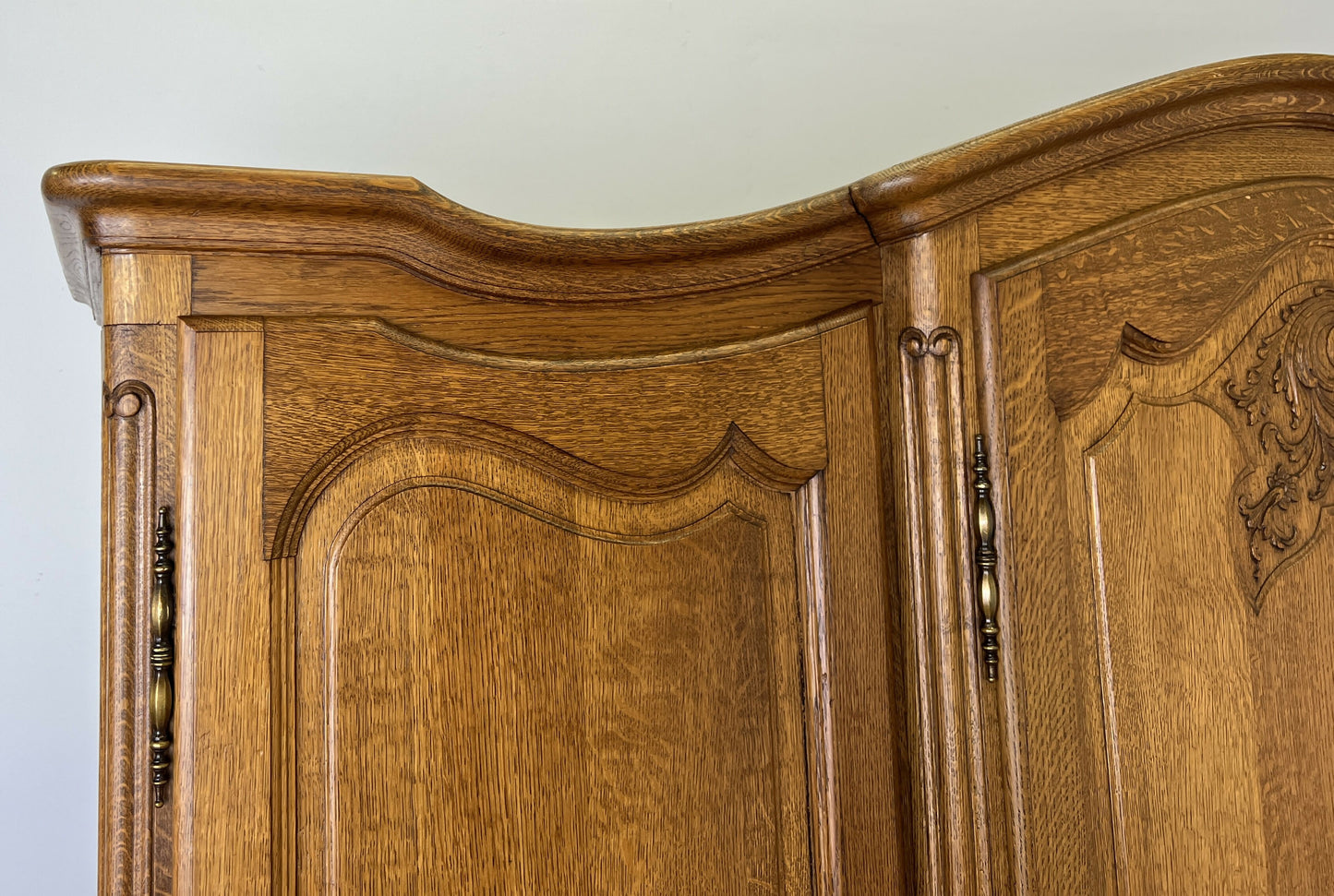 Wardrobe Vintage French Louis XVI Style Oak Four Door Carved Armoire LOT 6398