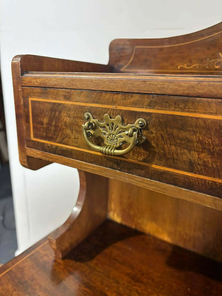 Edwardian Mahogany Inlaid Dressing Table