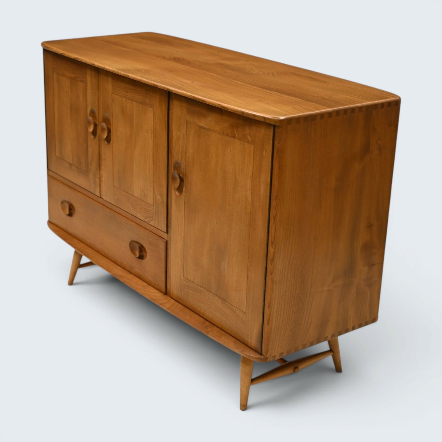 Ercol Windsor Sideboard Cupboard Storage Model 467 Light Finish FREE UK Delivery