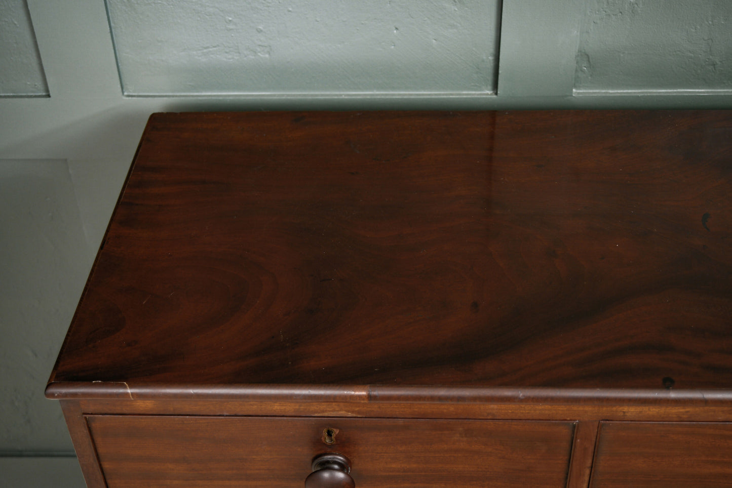 Large Georgian Mahogany Chest of Drawers - 2 Over 3