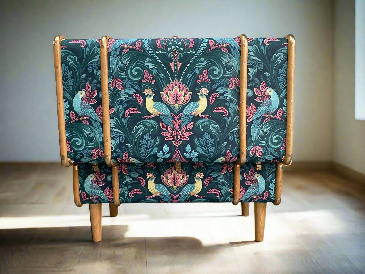 Vintage Trunk Chair - Kershaw