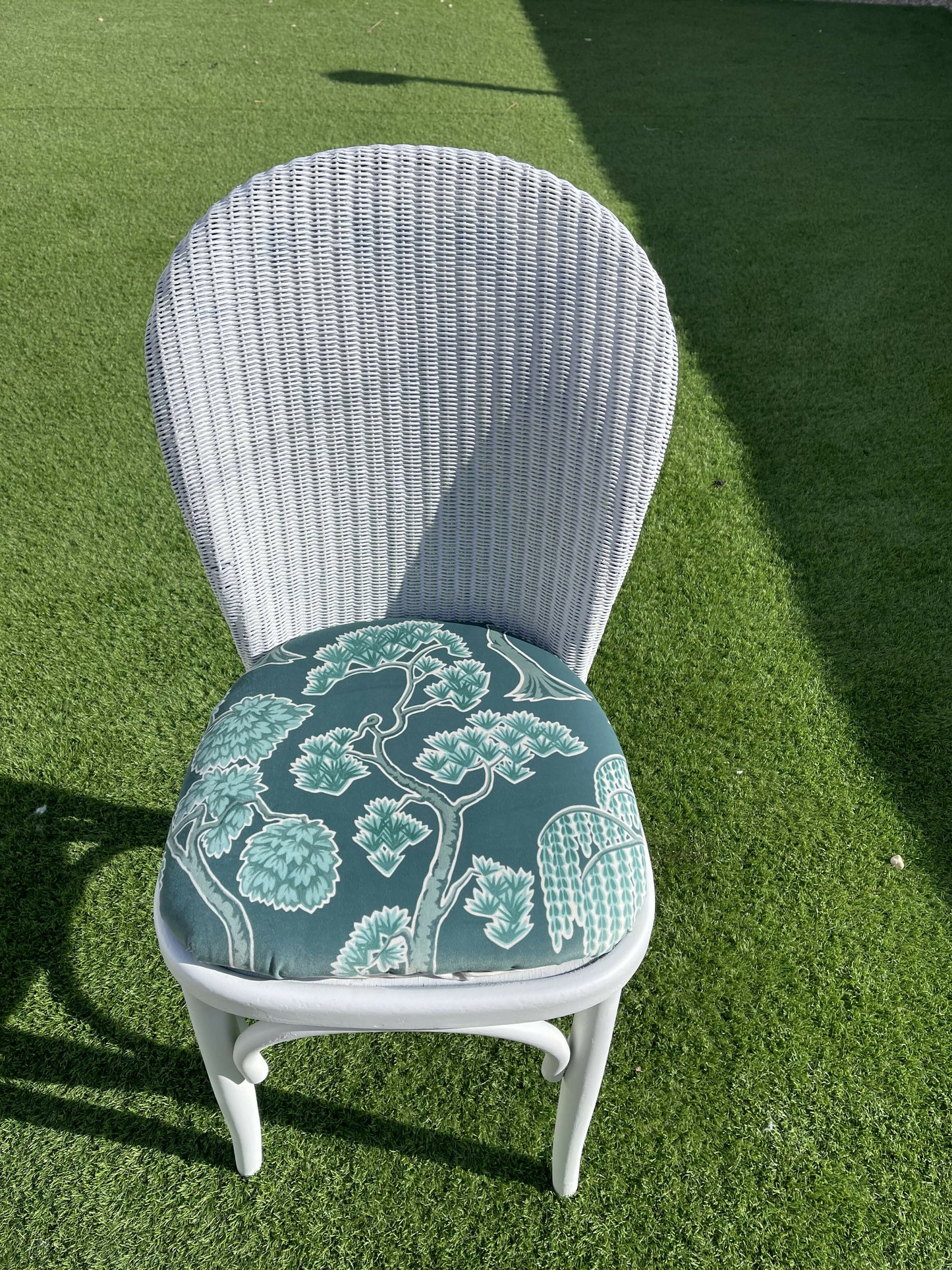 Lloyd loom early 21st century dining or accent chair. Off white with choice of fabric