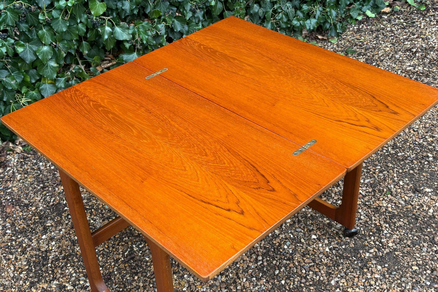 Mid Century McIntosh Triform Teak Nest Of Tables c,1960s