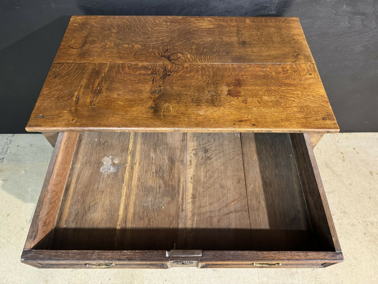 18th Century Oak chest of Drawers