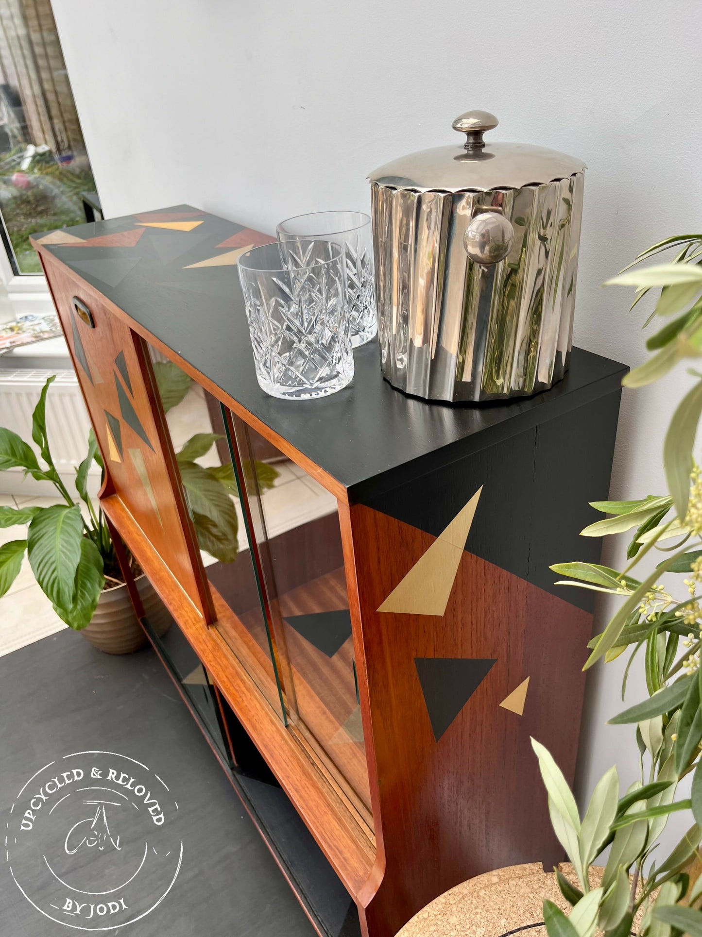 MCM Cocktail drinks cabinet in black and gold geometric retro pattern