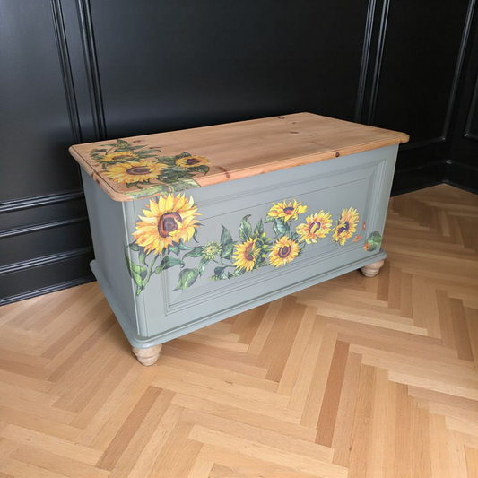 Vintage upcycled green blanket box rustic storage coffee table