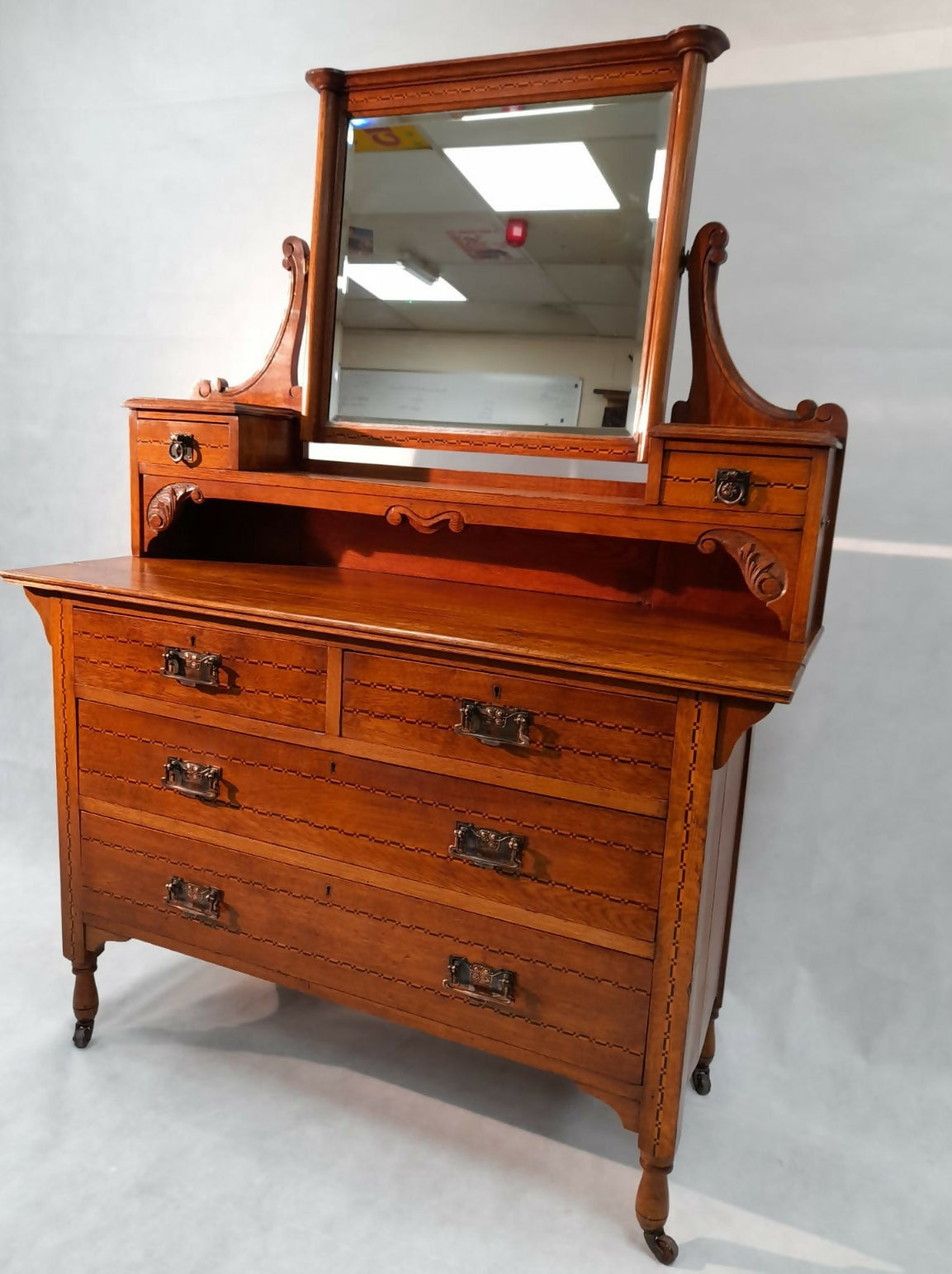 Oak Dressing Table Arts & Crafts complete with mirror and inlay detail